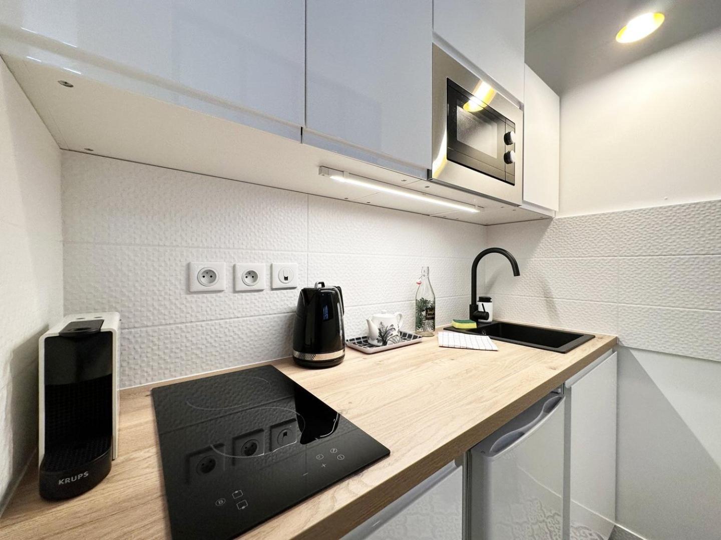 C Le 15 - Studio Cosy Avec Parking Chartres Buitenkant foto